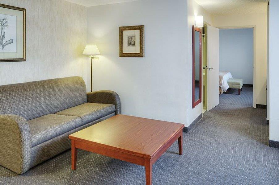 Holiday Inn Hotel & Suites London By Ihg Стая снимка
