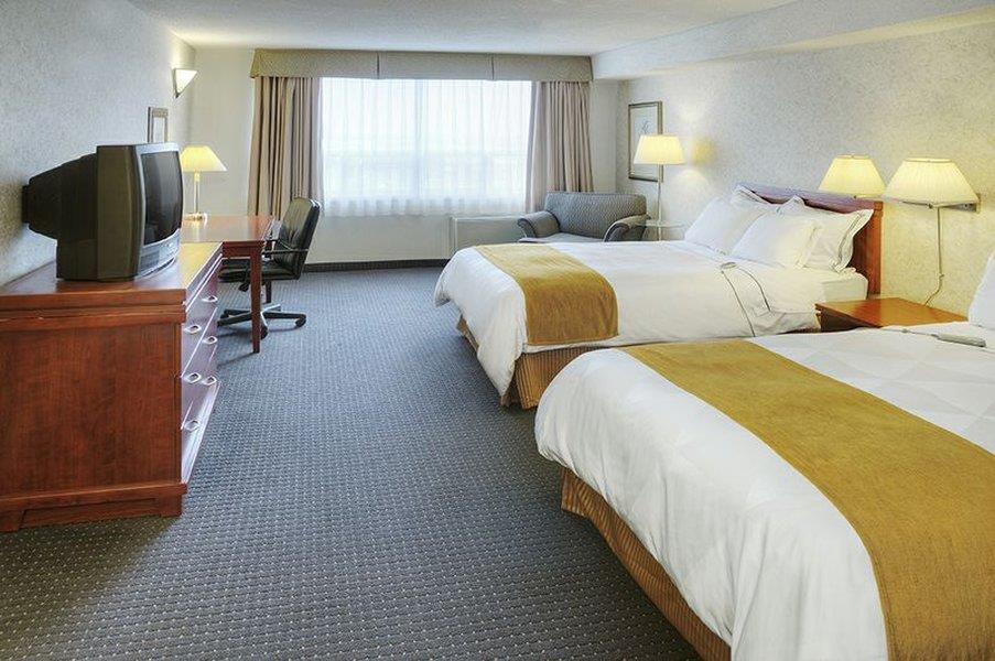 Holiday Inn Hotel & Suites London By Ihg Стая снимка