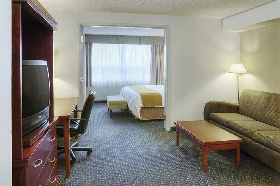 Holiday Inn Hotel & Suites London By Ihg Стая снимка